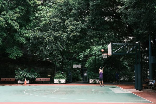 Boosting Teen Mental Health: The Surprising Benefits of Team Sports in Building Positive Psychology